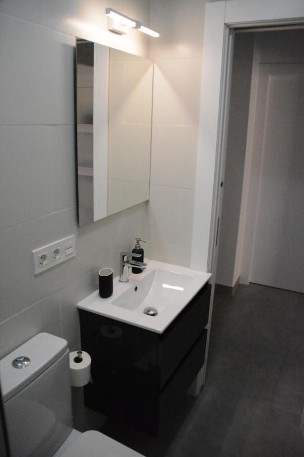 Luminoso Y Moderno Apartamento En El Centro Granada Buitenkant foto